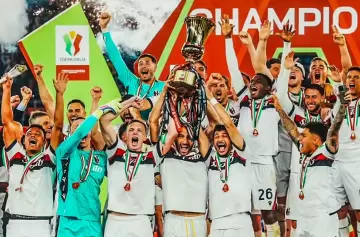 ¡Batacazo en la Copa Italia! El Bologna sorprendió al Milan y levantó el trofeo