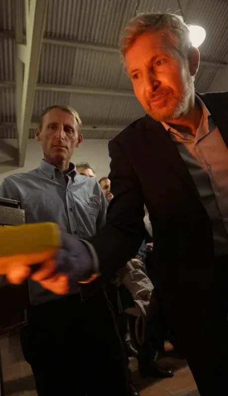 Rogelio Frigerio participó de la quema de drogas./