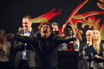 "Fracasados que pelean el cuarto lugar", Milei fulminó al PRO y a Santoro