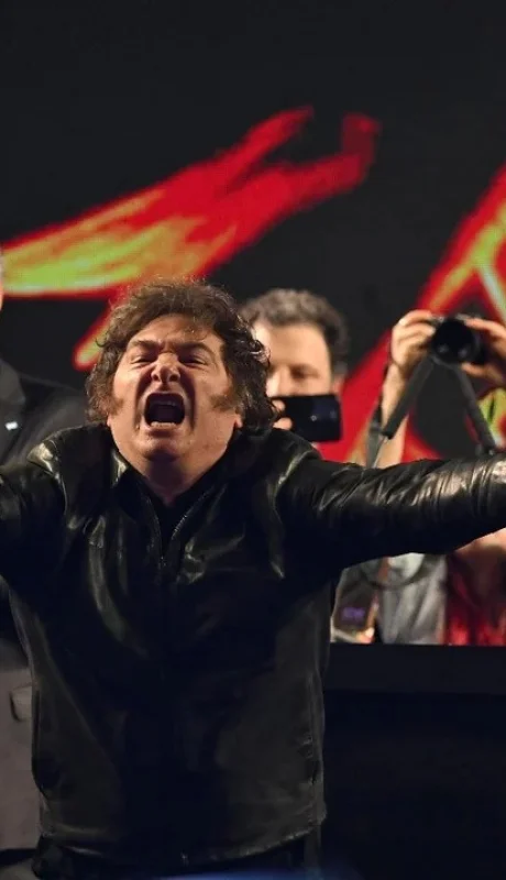 Javier Milei en el cierre de campana de Manuel Adorni.