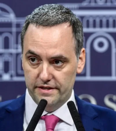 El candidto oficialista