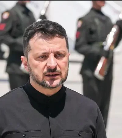 Zelenski se ha mostrado molesto por la ausencia de Putin en las negociaciones y se nota en las expectativas.