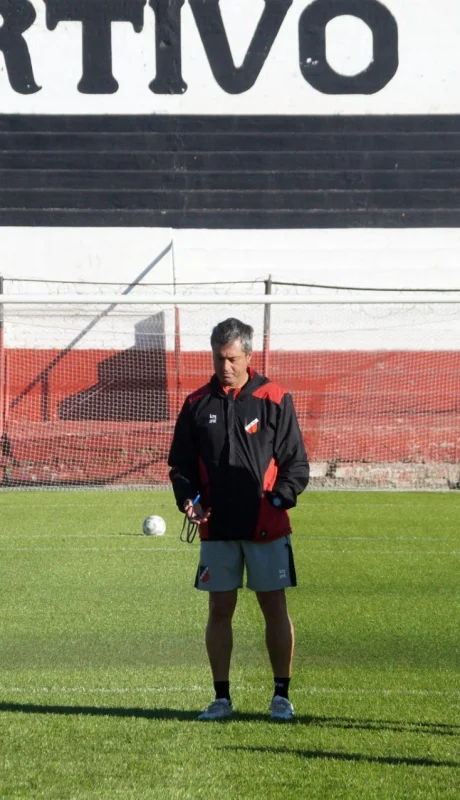 Deportivo Maipú enfrenta a Arsenal para mantenerse en zona de clasificación