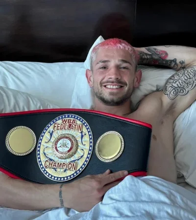 Coki Soto celebró con el título en su poder.