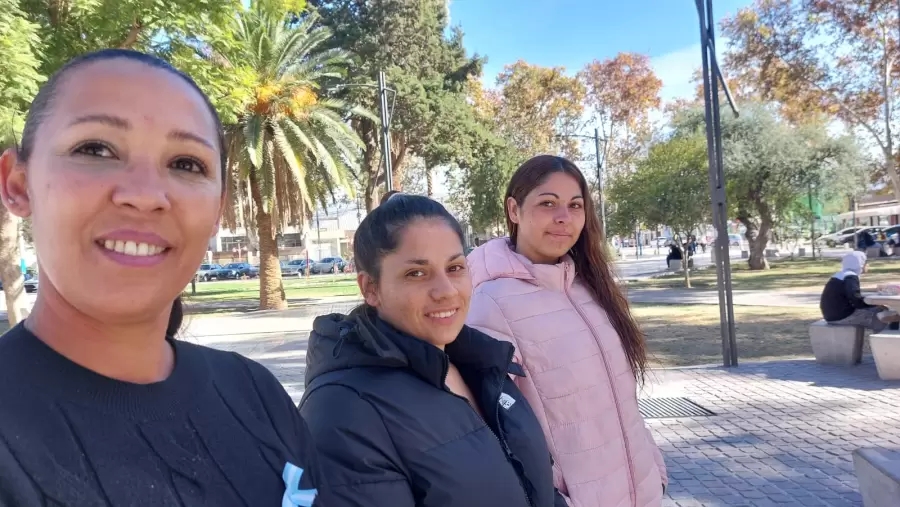 Mujeres impulsan proyecto solar.