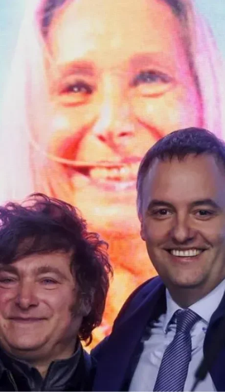 Las cartas ganadoras./