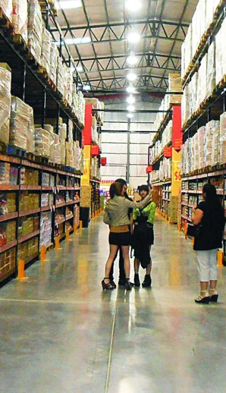 ¿Es más caro vivir en Argentina que en otros países? Un informe lo confirma