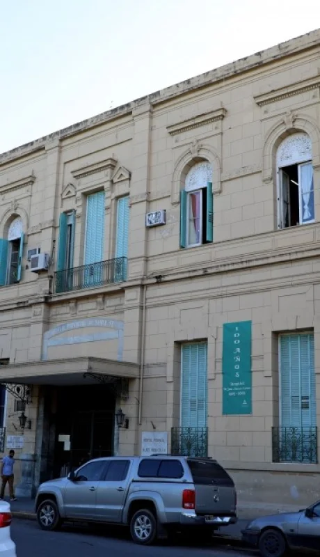 Ambas víctimas están internadas en grave estado en el Hospital Cullen.