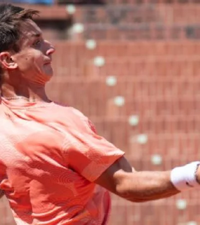 Ugo Carabelli se impuso en un partidazo