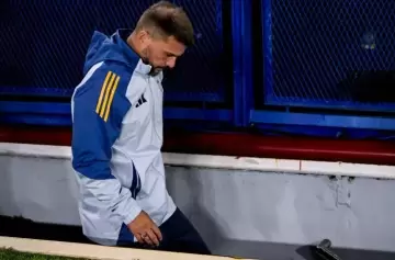 Herrón vuelve a reserva y Boca anunciará un nuevo DT en estos días