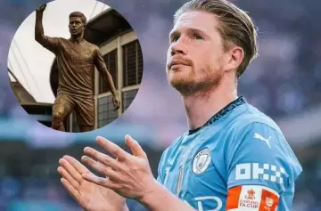 Kevin De Bruyne podría irse del Manchester City, y el club prepara su estatua en el Etihad Stadium