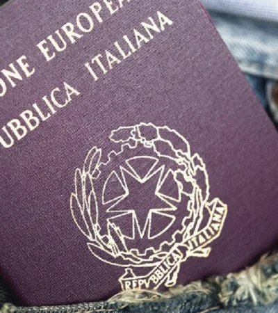 Pasaporte italiano.