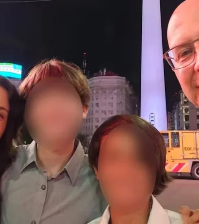 La familia asesinada./