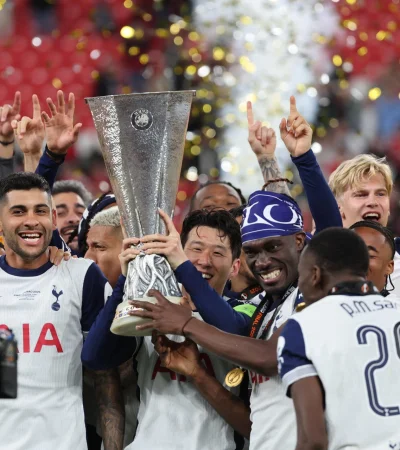 El Tottenham, con el Cuti, se consagró en la Europa League.