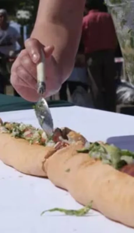 Choripán más largo del mundo fue hecho en Santo Tomé, en Santa Fe.
