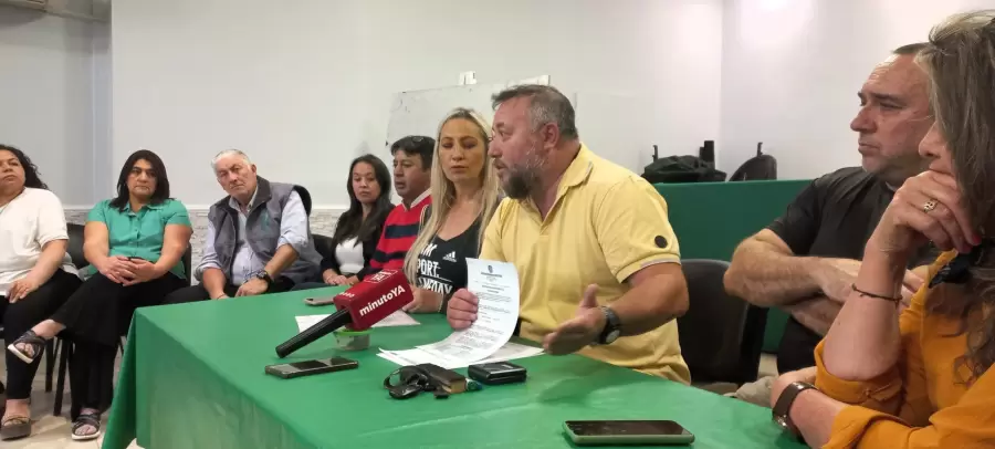 Reconocidos dirigentes de los estatales