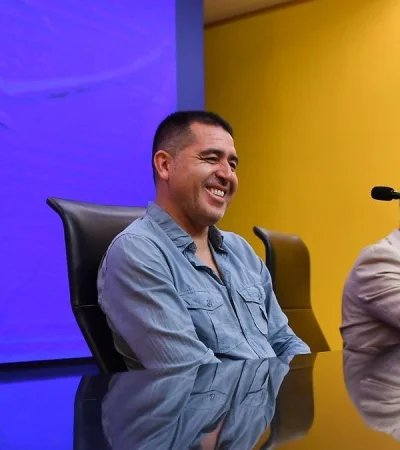 Juan Román Riquelme tendría en carpeta al reemplazante de Gago.