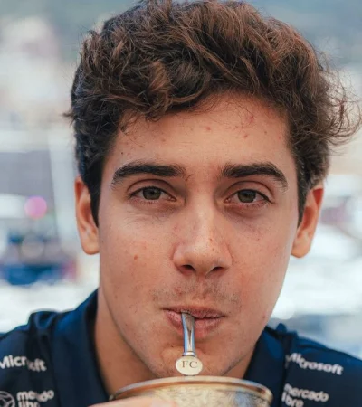 El desopilante tutorial de Colapinto sobre el mate.