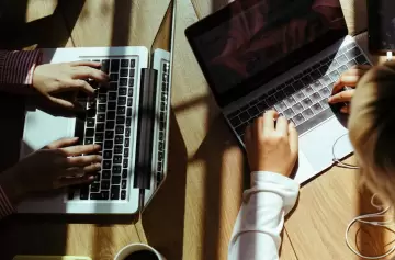 Usaban app con IA para "desnudar" a adolescentes en fotos: ordenan el bloqueo