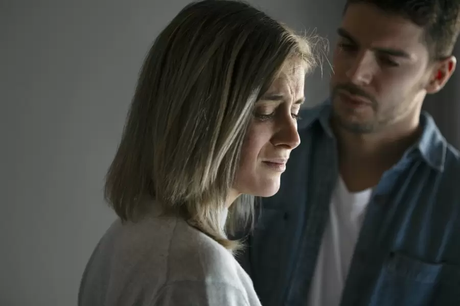 Qué frases nunca deberías decir en una discusión de pareja.