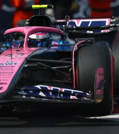 El argentino largará desde la posición 18 luego de las penalizacione de Oliver Bearman y Lance Stroll. Fuente:  Peter Fox