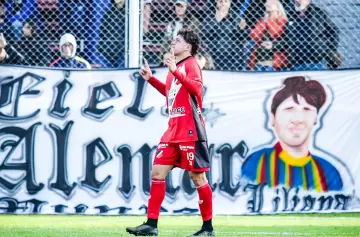 Deportivo Maipú le ganó de visitante a Colegiales, con el tiro del final