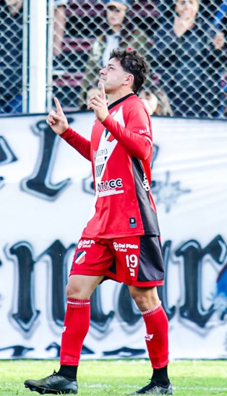 El Cruzado se hizo fuerte de visitante