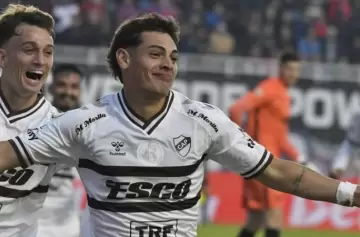 Platense hace historia: le ganó a San Lorenzo y jugará la final del Torneo Apertura