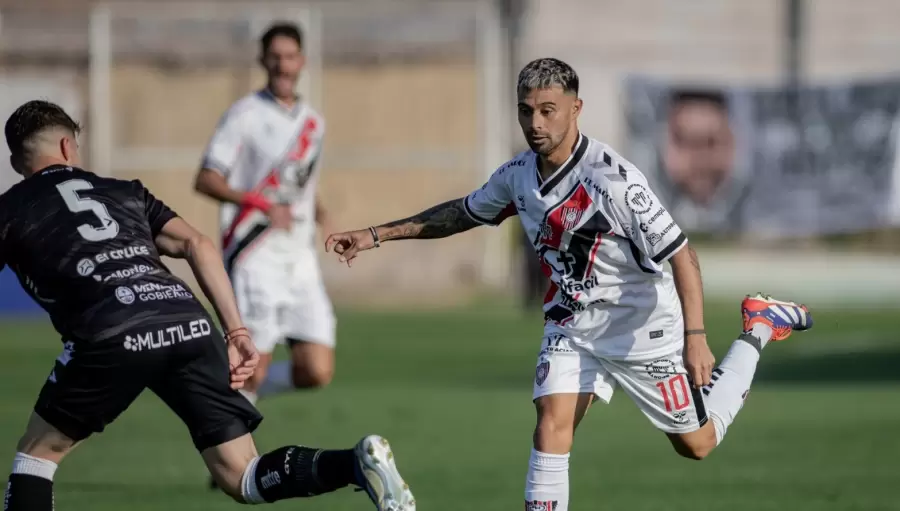 Gimnasia y Esgrima empataron sin goles en el Victor Legrotaglie/ Fuente: Prensa Chacarita