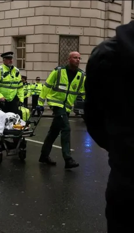 Las autoridades han descartado el accionar de un lobo solitario por motivos extremistas.