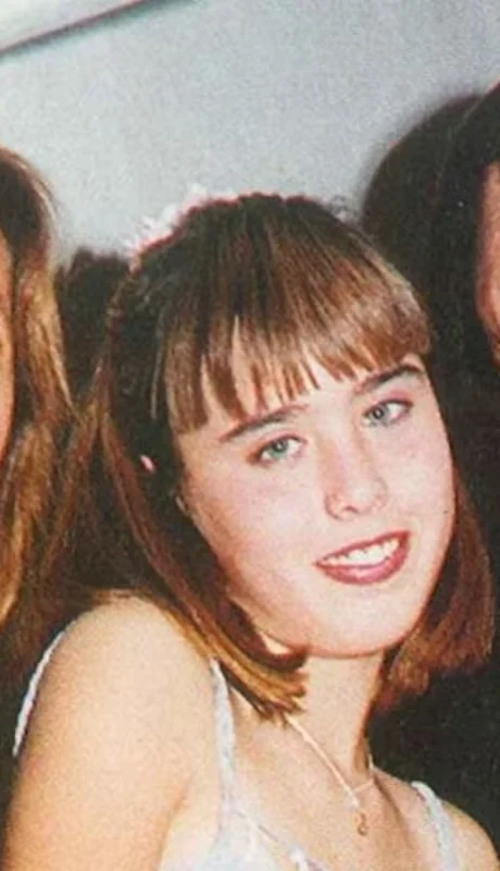 Natalia con sus padres, Carlos y Graciela. (Foto: web)