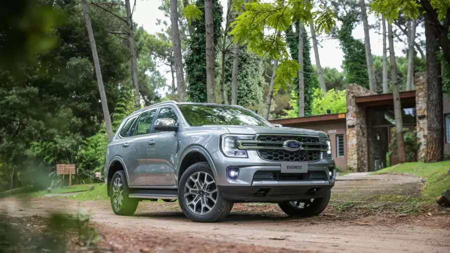 Ford Everest 2025.