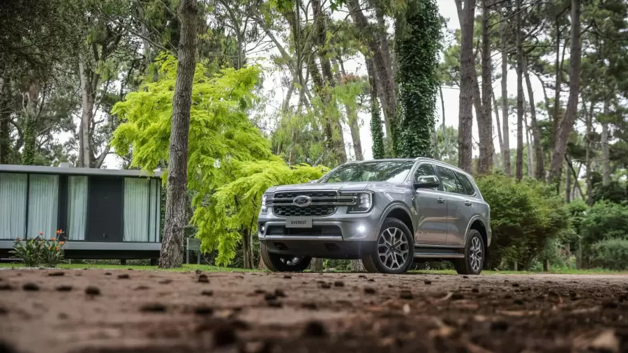 Ford Everest 2025.
