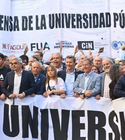 Marcha en defensa de la universidad pública