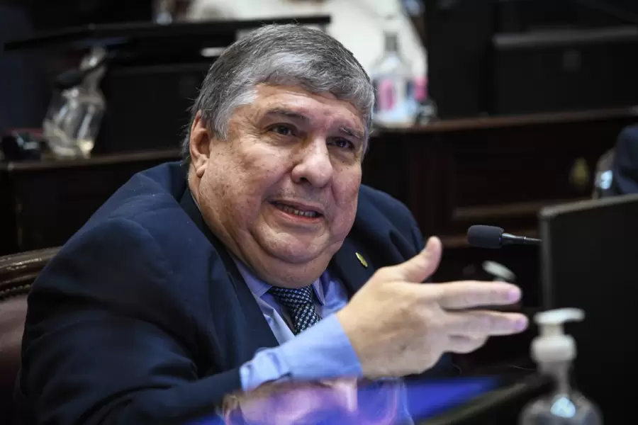 Senador José Mayans