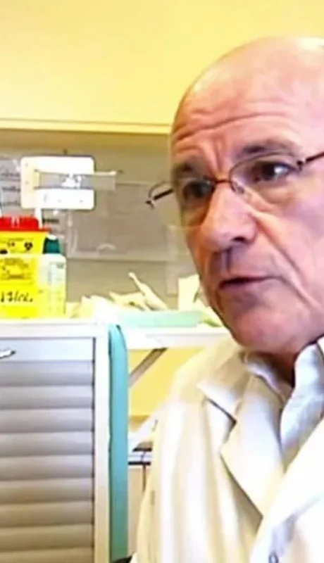 El médico abusó durante varios años de cientos de pacientes cuando tenían una edad temprana.