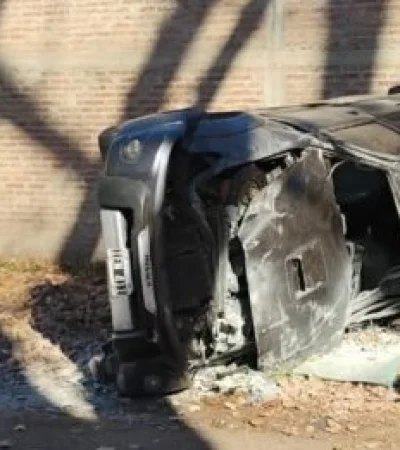 El rodado conducido por la víctima fatal sufrió graves daños. (Foto: gentileza El Cuco Digital)