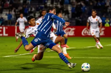 Godoy Cruz igualó ante Grau y logró el primer puesto de su zona