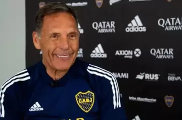 Miguel Russo rescindió con San Lorenzo y dirigirá esta tarde la práctica de Boca