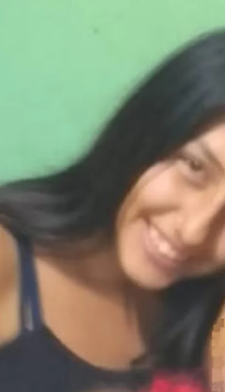 Ayelén es buscada intensamente en Rosario, aunque su madre recibió una llamada extorsiva desde México. (Foto: web)