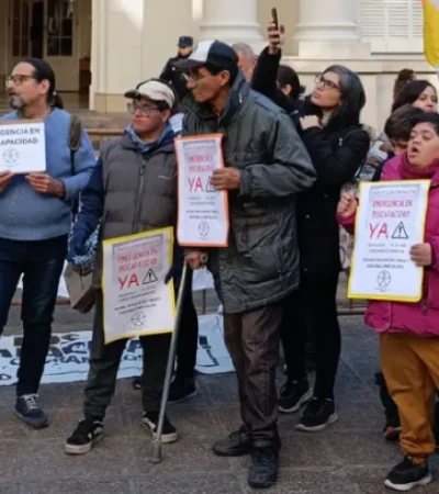 Ayer la Legislatura de Mendoza fue uno de los puntos del país donde hubo encendidas protestas por la discapacidad en Argentina.