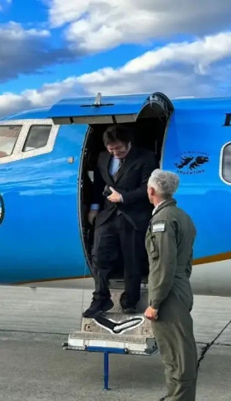 El presidente argentino se embarca en una nueva gira para estrechar lazos políticos en el escenario internacional.