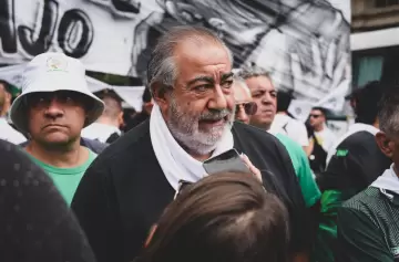 Héctor Daer dejará la titularidad de ATSA y su cargo en la CGT, pero seguirá en la militancia