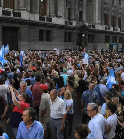 La democracia no son sólo los votos. /