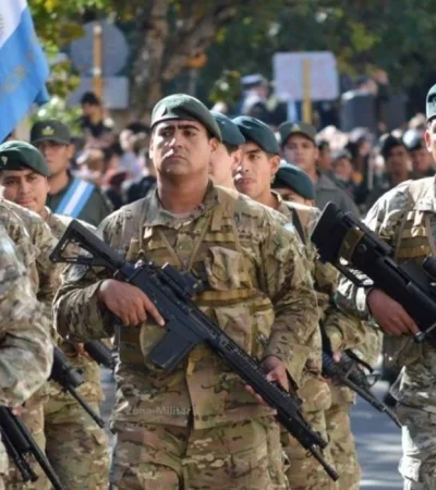 Un ejército que analiza cambio de roles