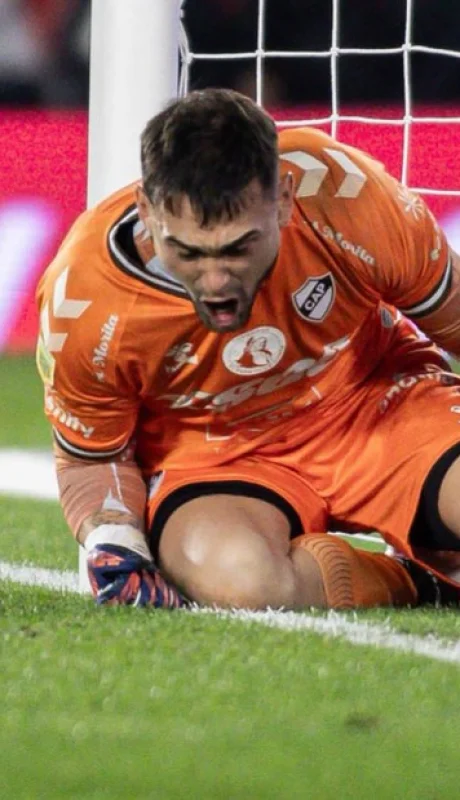 El arquero mendocino Juan Pablo Cossani se consagró campeón con Platense/ Fuente: X