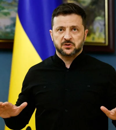 El titular de Ucrania hoy se sentará en la mesa de negociaciones