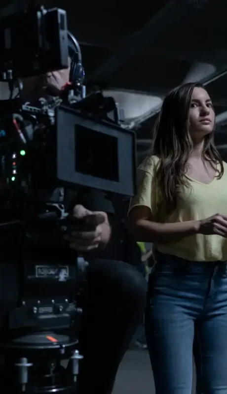 Ivana Baquero y Tristán Ulloa.