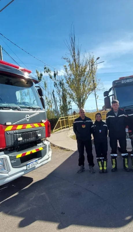 Los bomberos voluntarios de Luján de Cuyo.