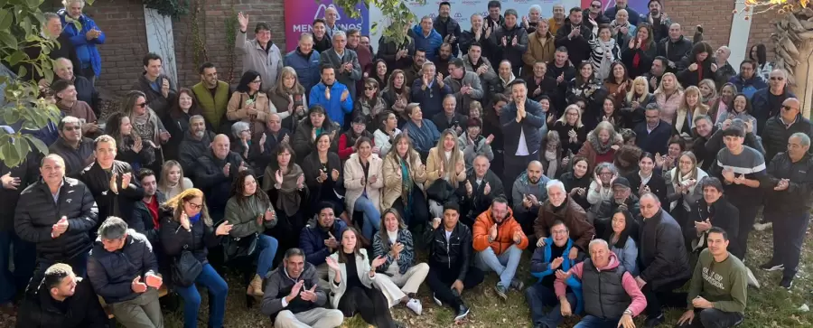 Luis Petri reunió a sus seguidores